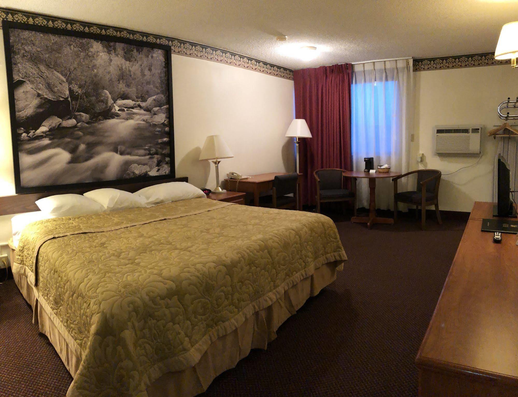 Hotel Super 8 By Wyndham Laramie Extérieur photo